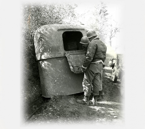 The German Portable Pillbox <br />(Yank Magazine, 1944)