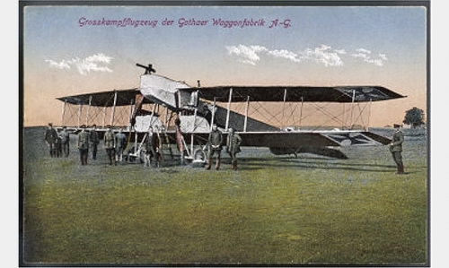 The Cockpit of the  Giant Goltha Bomber <br />(j'ai vu..., 1918)