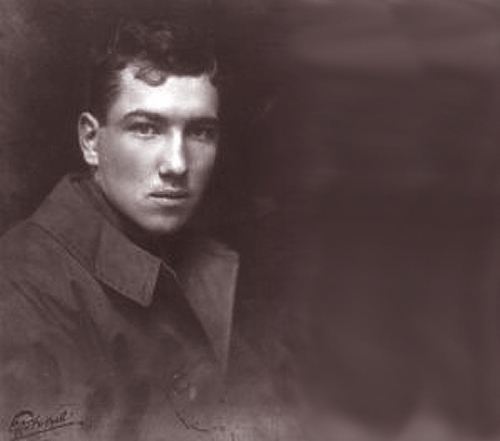 ''A Brass Hat in No Man's Land'' - Reviewed by Robert Graves <br />(Now & Then, 1930)