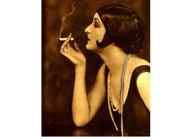 N.Y. Court Ruled That Women Can Smoke in Public  <BR> <br />(Hearst's Sunday American, 1917)