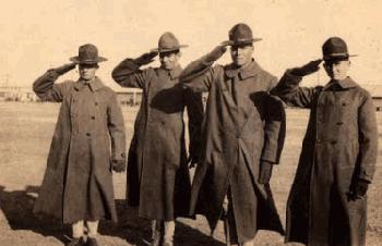 WW1 Saluting dough-boys